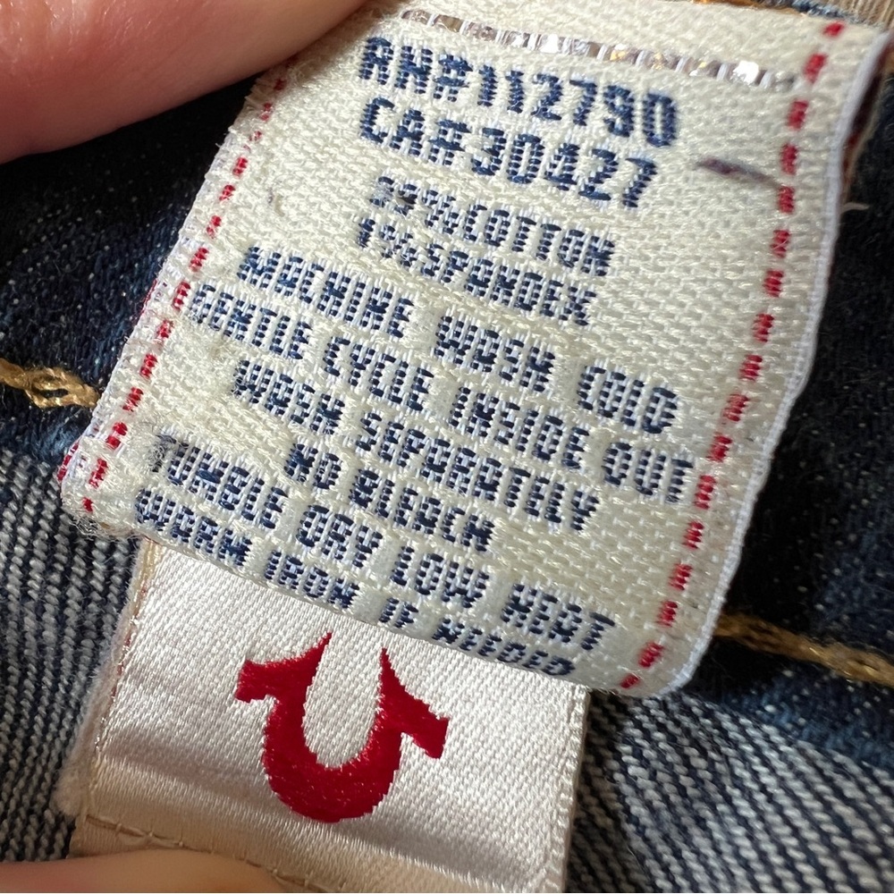 True Religion Flare Jeans Dark Wash Size 29 USA low rise Y2K Bobby women’s - Picture 8 of 9